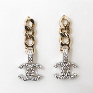NEW CHANEL 22S AB8288 CC CRYSTAL EMBELLISHED CHUNKY CHAIN DANGLING EARRINGS
